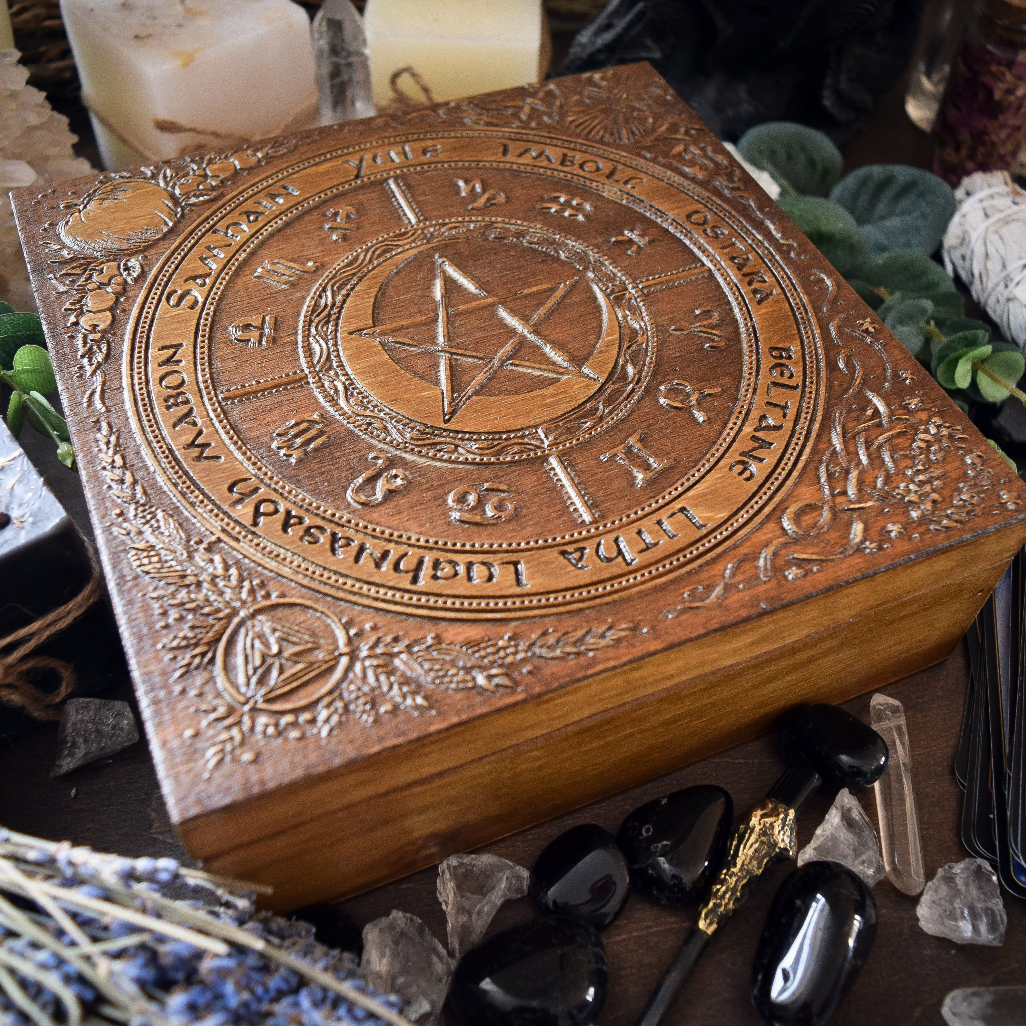 Box - Wheel Of The Year "PentaMoon" - Dark Wood