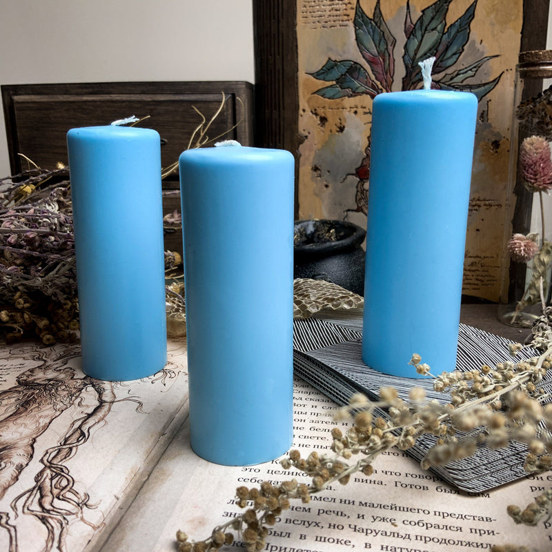 Light Blue cylinder - Beeswax candle