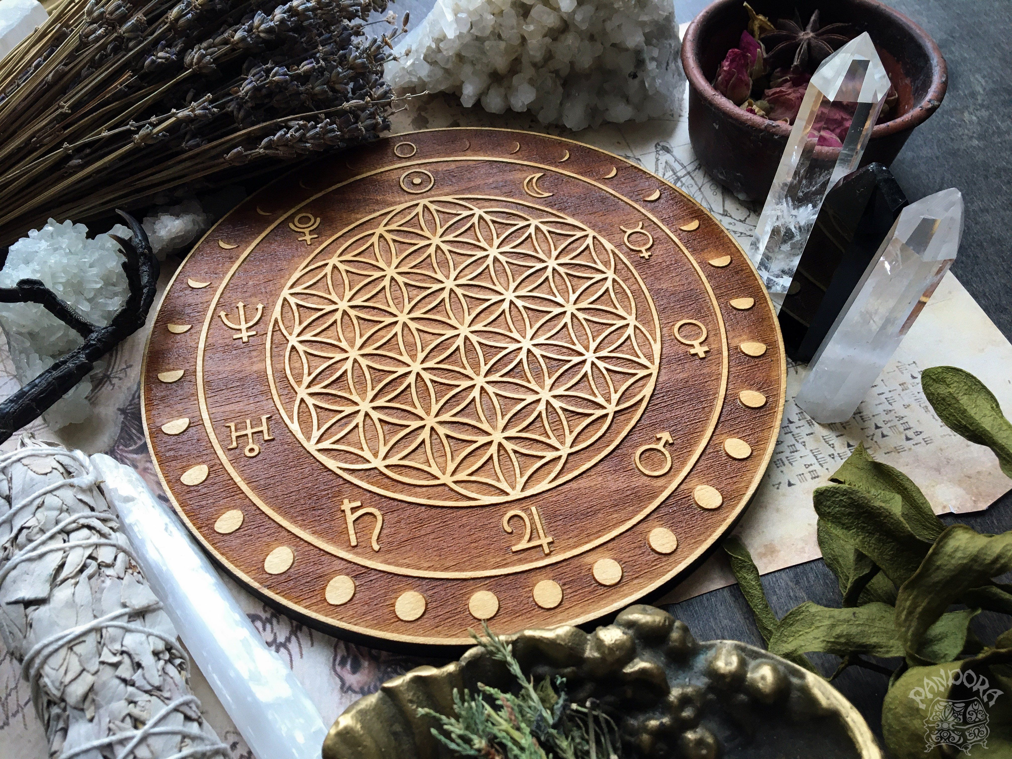 Crystal Grid - Moon Flower Of Life