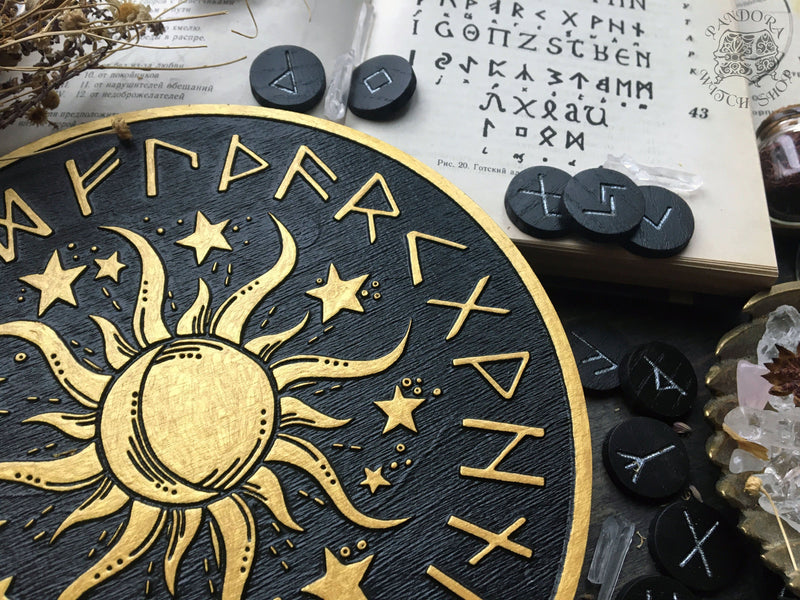 Elder Futhark Runes - Sun - Black\Gold