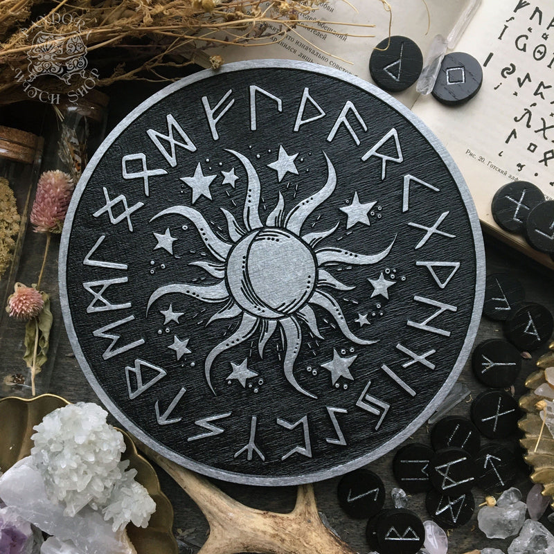 Elder Futhark Runes - Sun - Black\Silver