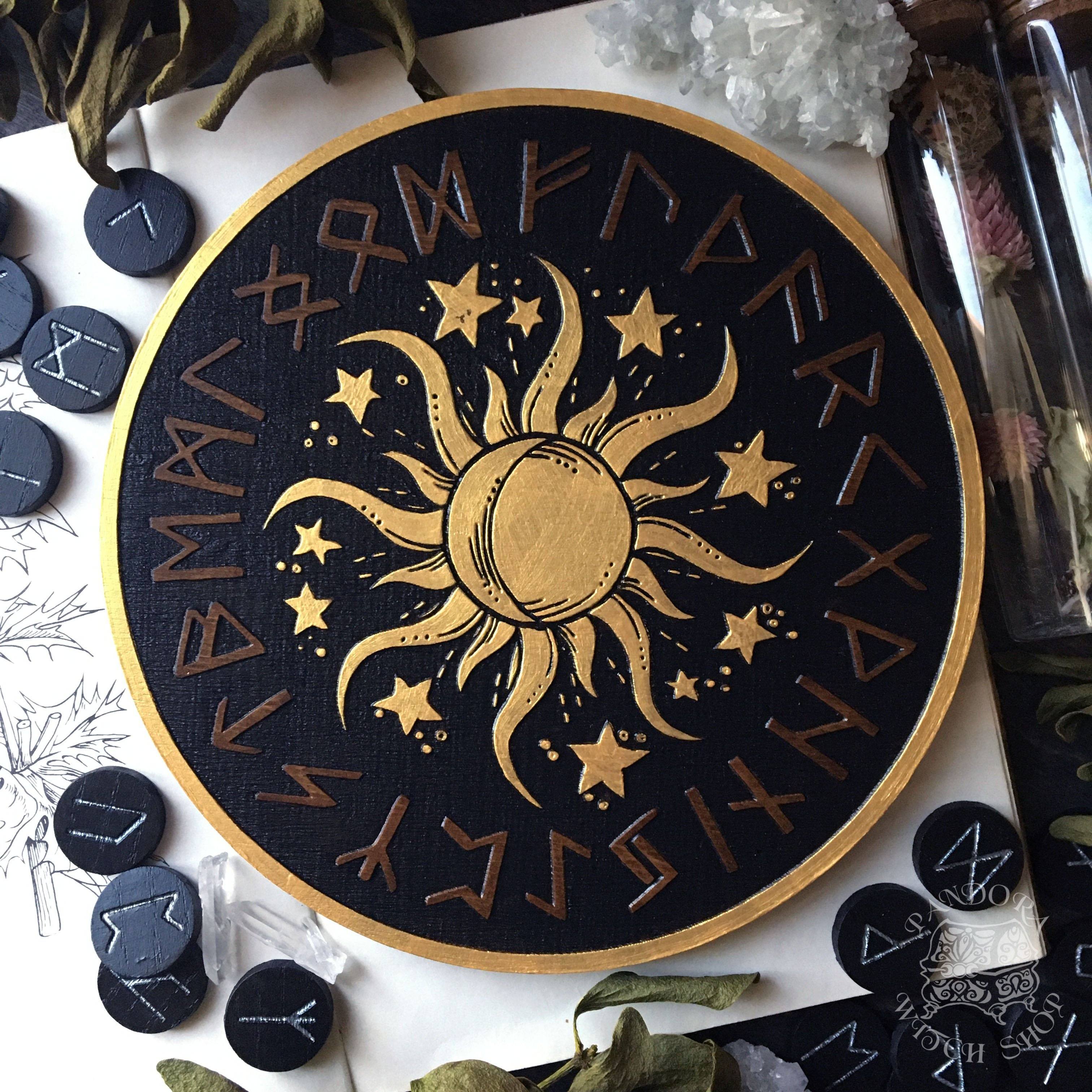 Elder Futhark Runes - Sun - Oak\Black+Gold