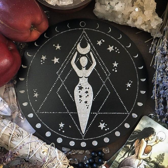 Goddess  - Altar Pentacle - Black\Silver