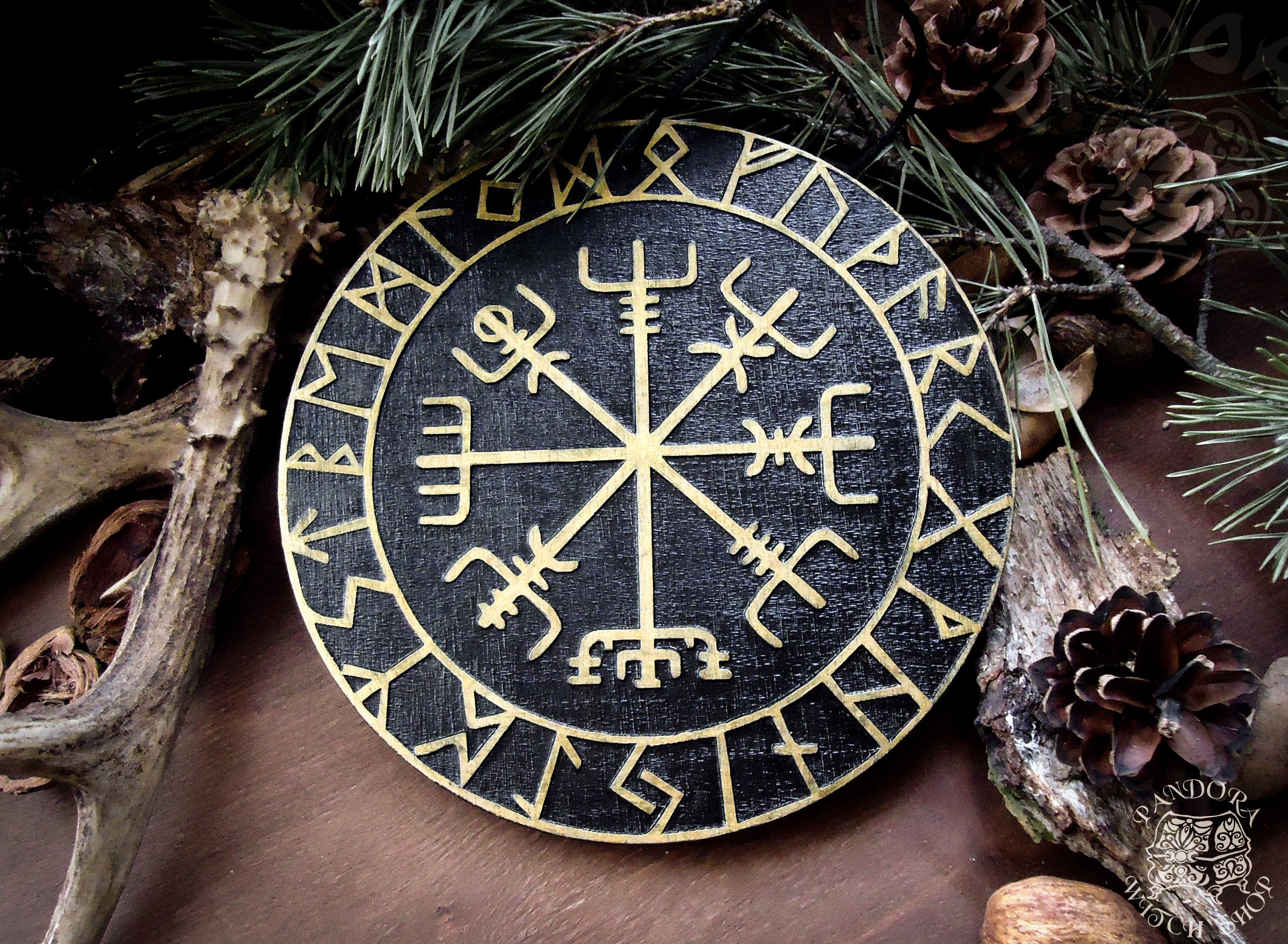 Gold Vegvisir