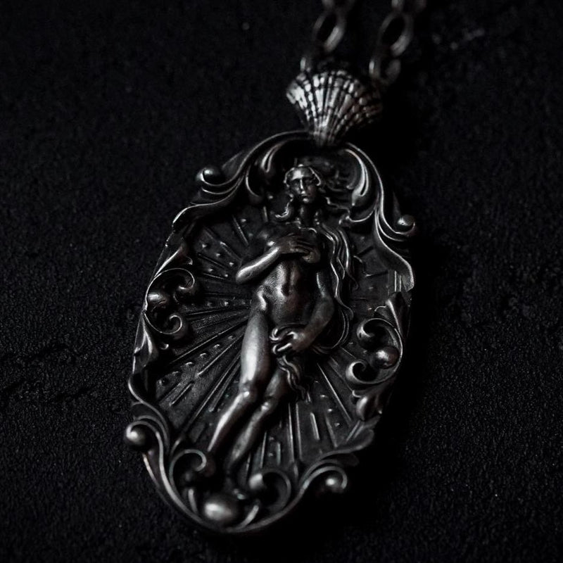Venus - Silver pendant