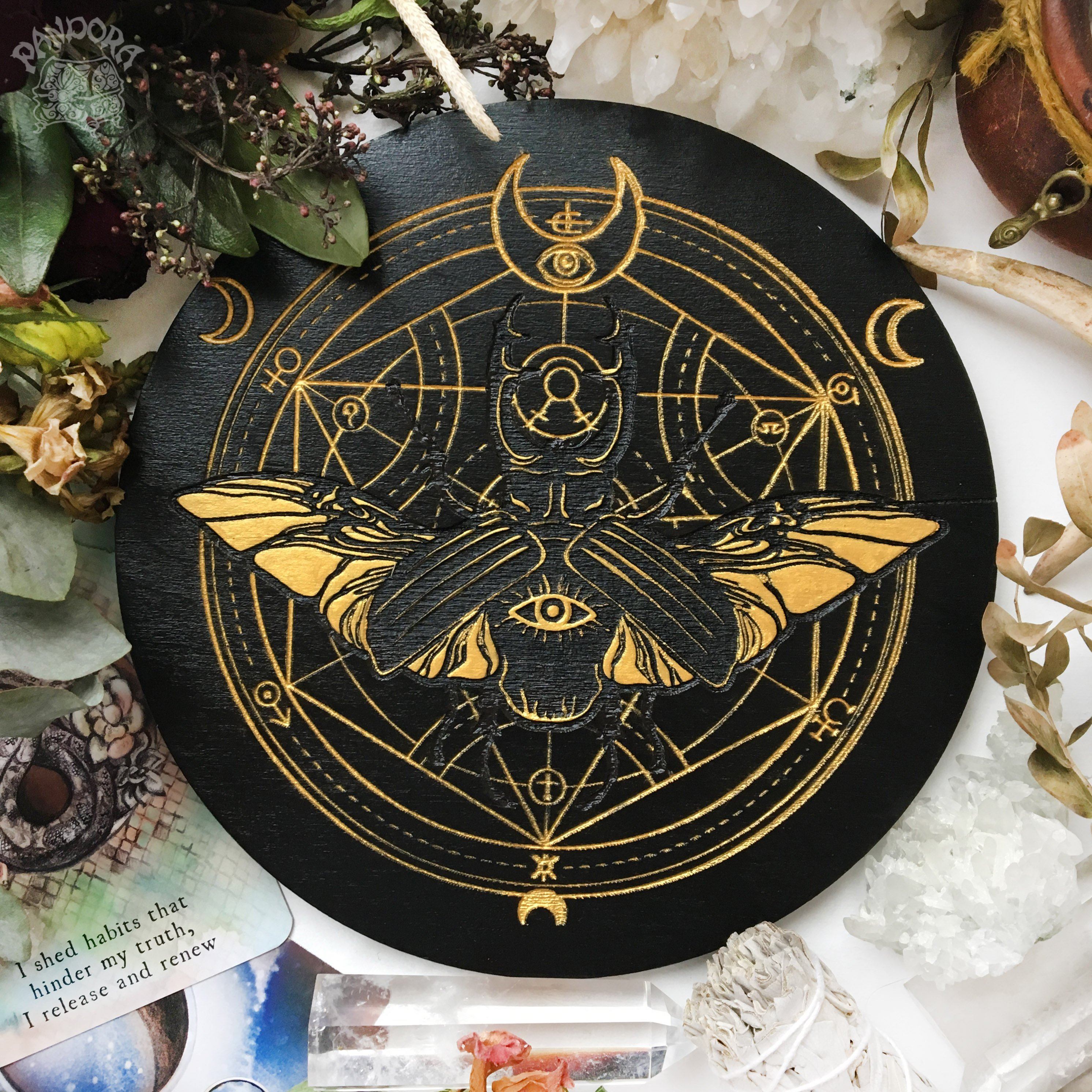 Magic Beetle - Altar Pentacle - Black\Gold