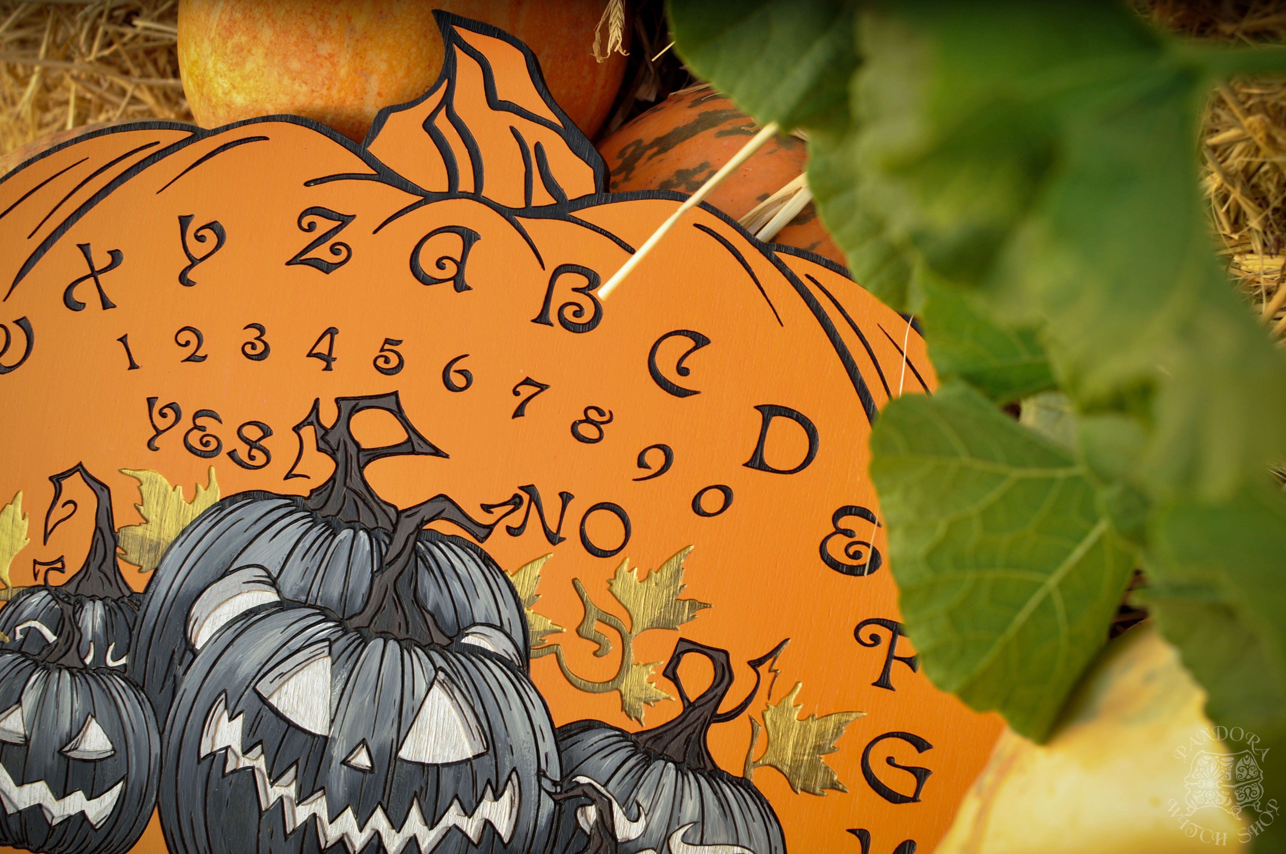 Ouija Board - Pumpkin Mood - Orange