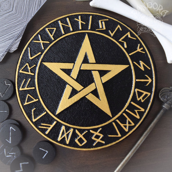 Pentagram And Elder Futhark  - Altar Pentacle - Black\Gold