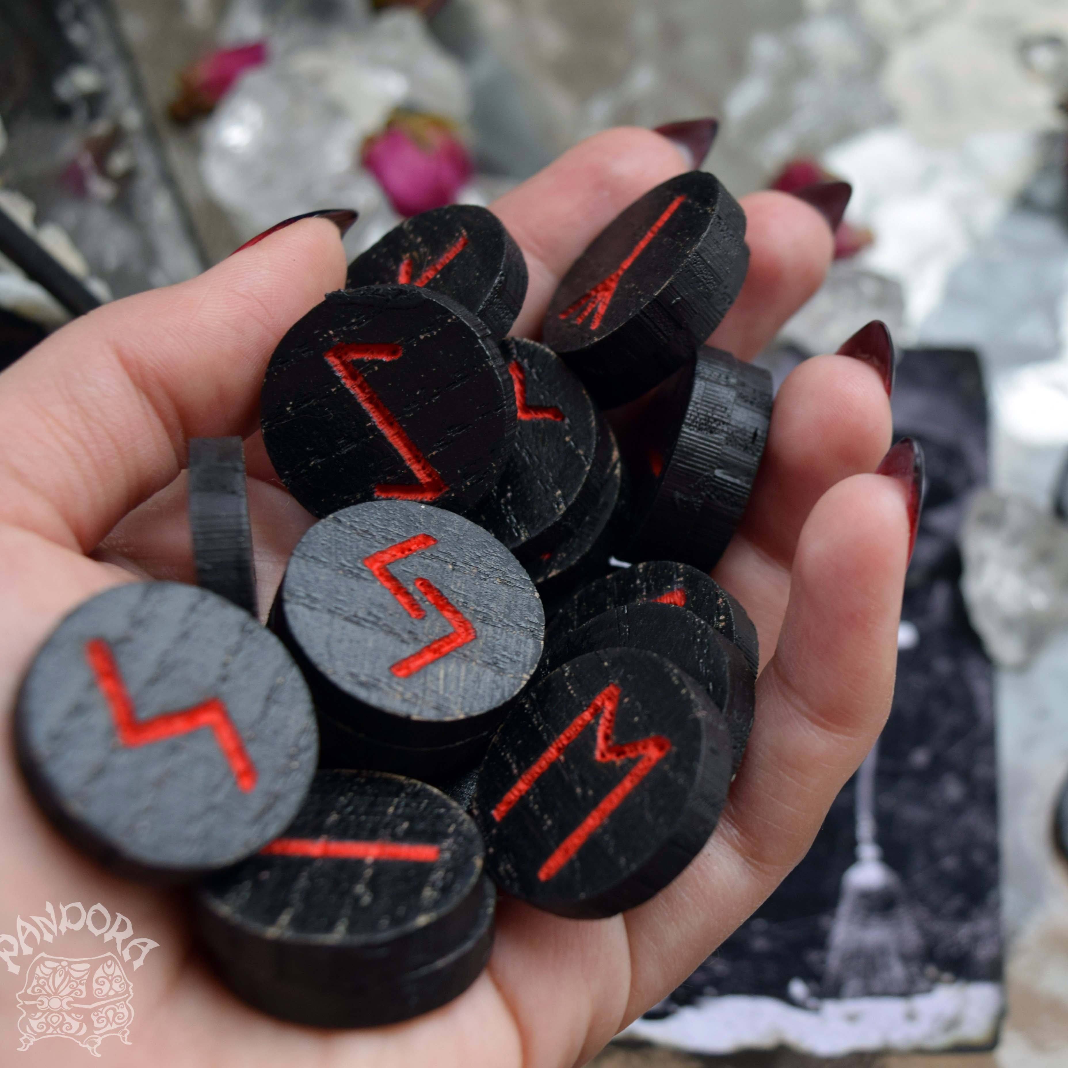 Rune - Elder Futhark, Runes, (Black) Ash Wood + Blank Rune