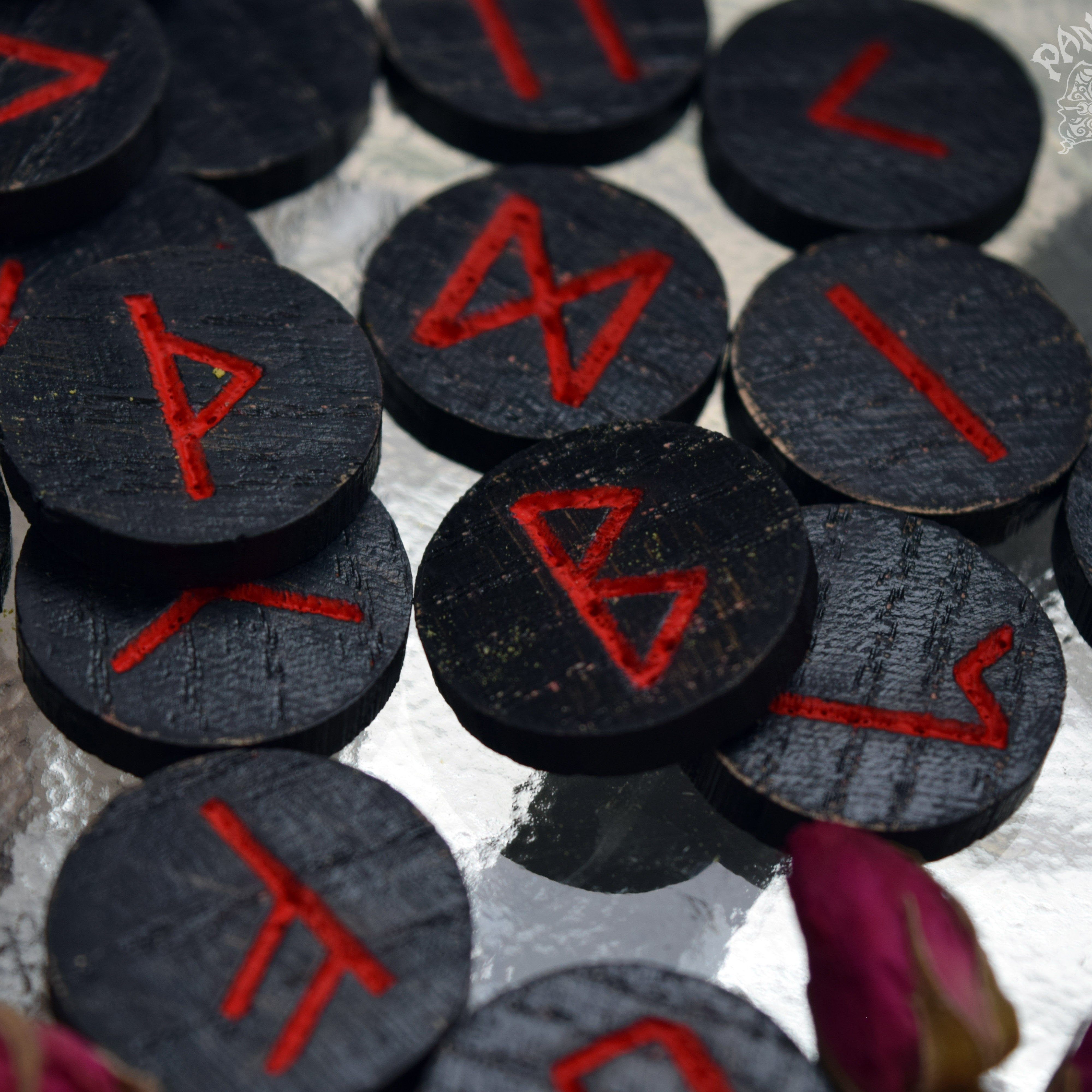 Rune - Elder Futhark, Runes, (Black) Ash Wood + Blank Rune